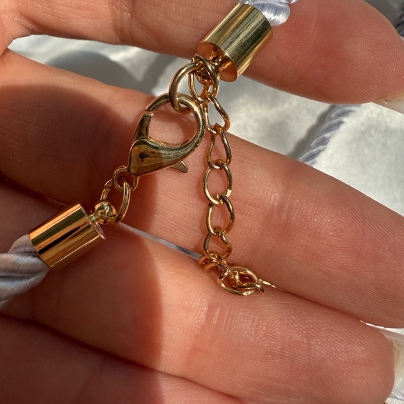 Anthropologe new adjustable Gold Sun Pendant Necklace - Picture 5 of 12